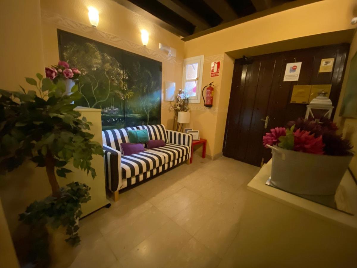Refitoleria Apartamentos Segovia Ngoại thất bức ảnh